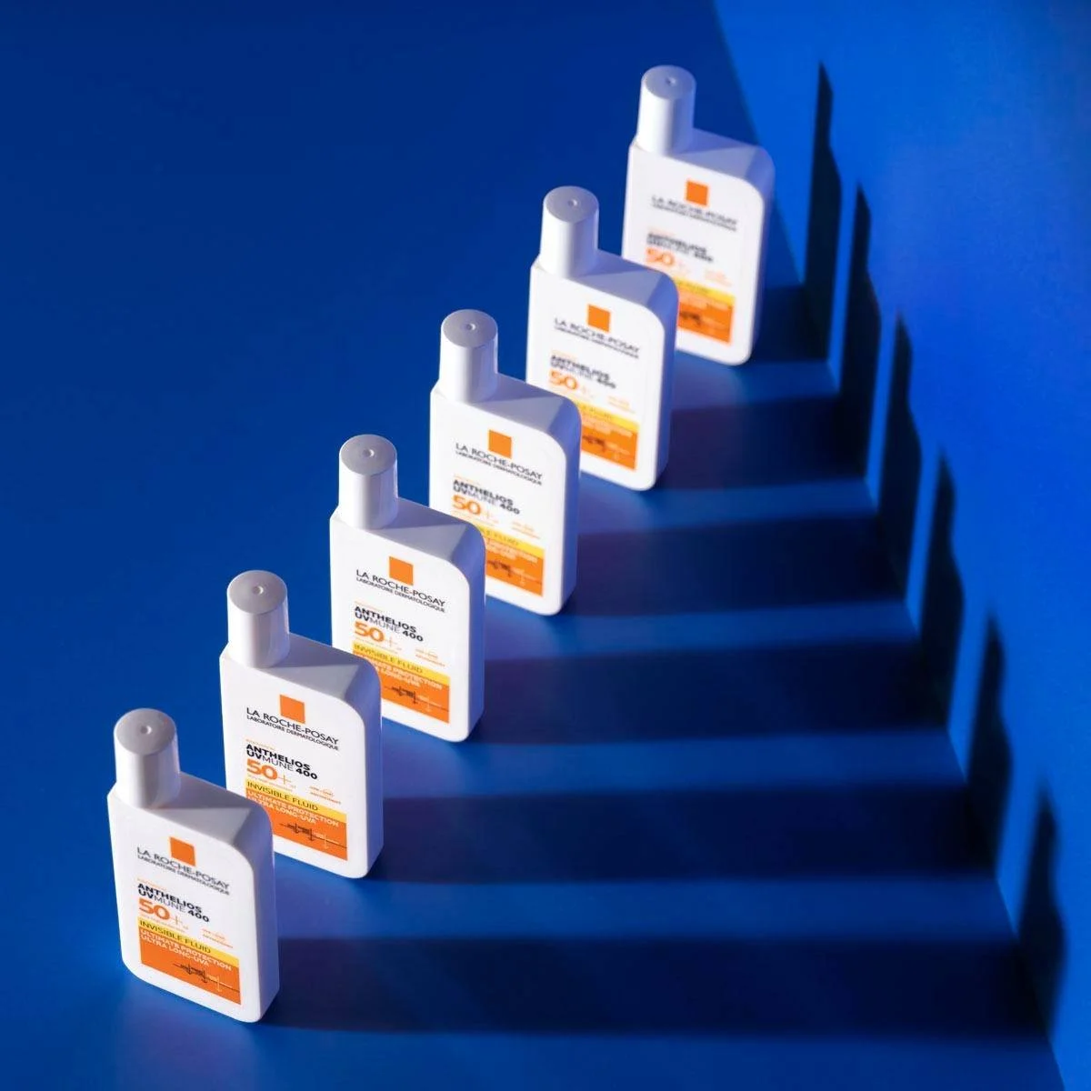 lrpProductPageSunAntheliosUVMune400FluidAPspf503337875797580frontpack lrpProductPageSunAntheliosUVMune400FluidAPspf503337875797580frontpack